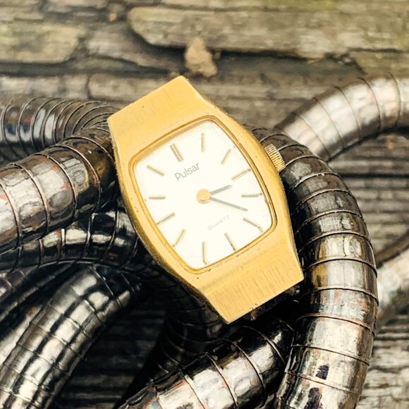 OOAK Pulsar Y590 Gold Tone/Custom Black Leather Band Sz 6.5 Working Watch Ring - Picture 5 of 9